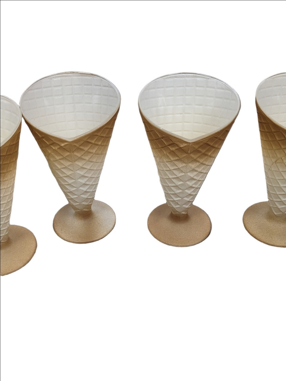 Bormioli Rocco Four Waffle Cone Shaped Cups Ice Cream Gelatto